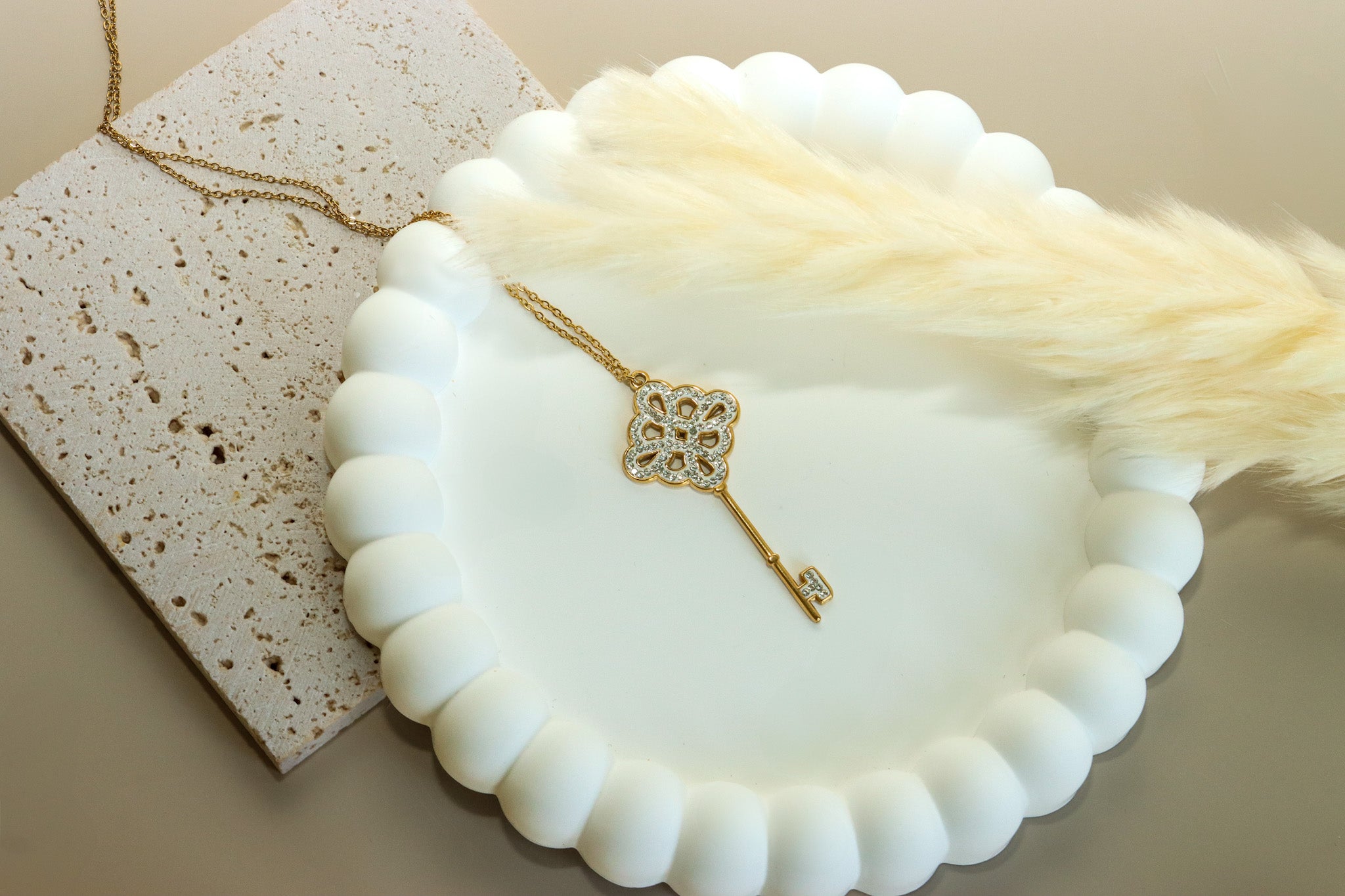 Timeless diamond earrings