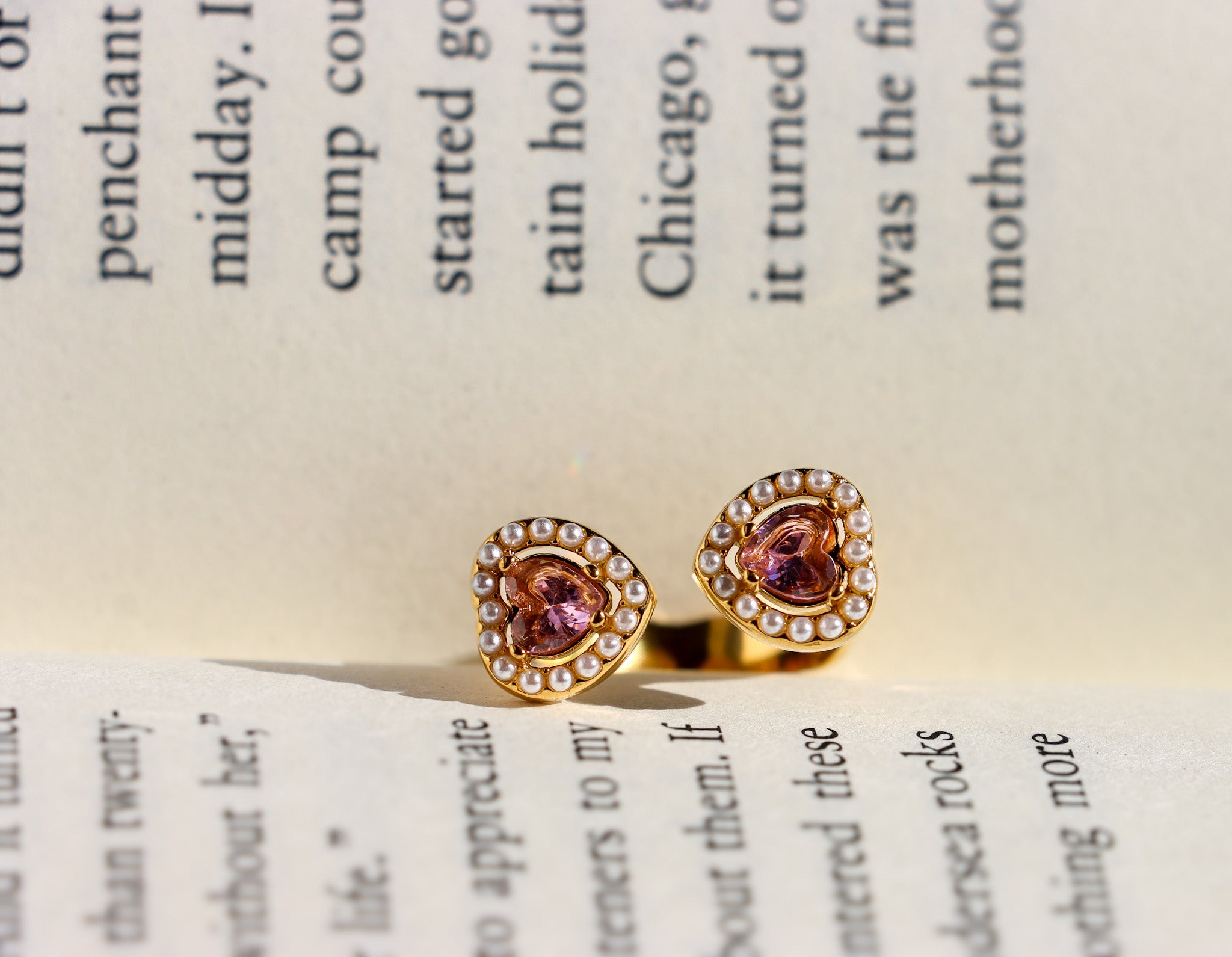 Women’s minimalist rings