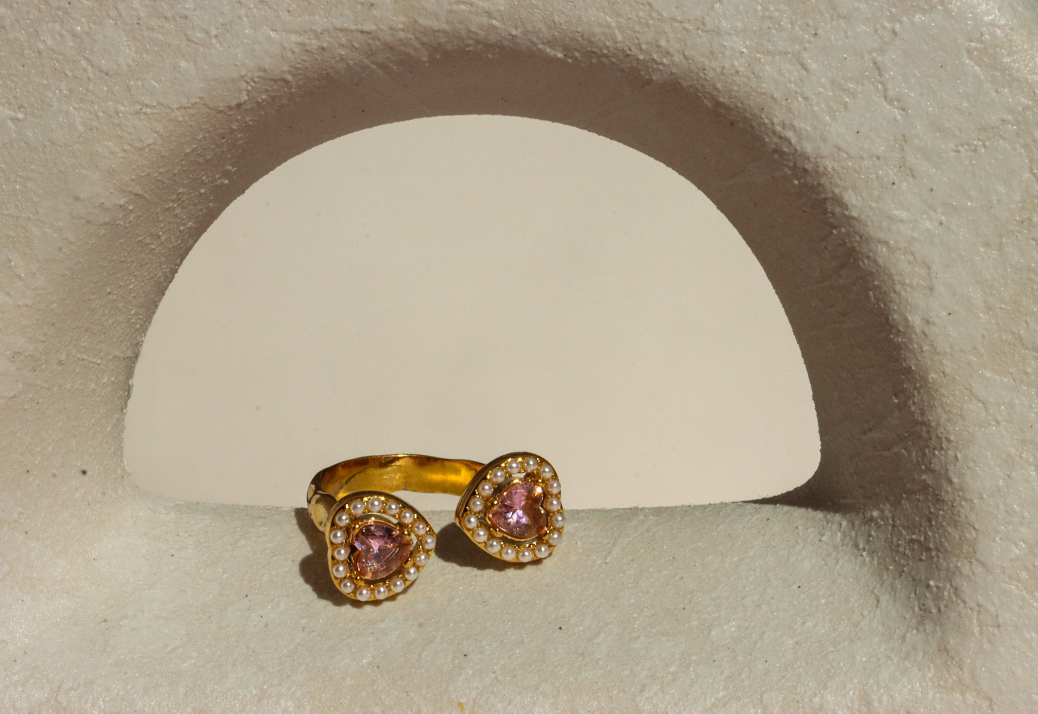 Women’s aesthetic jewelry