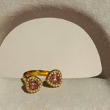 Women’s aesthetic jewelry