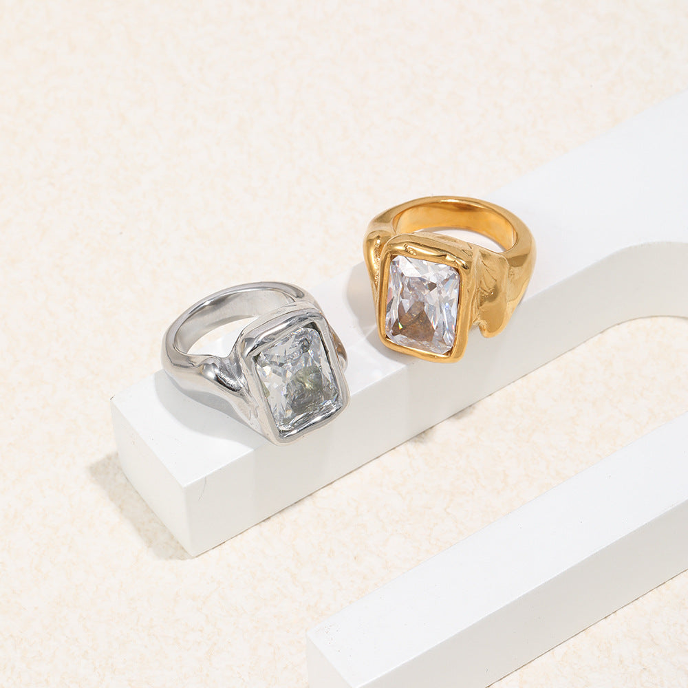 Shahi Cocktail Ring — Emerald Cut