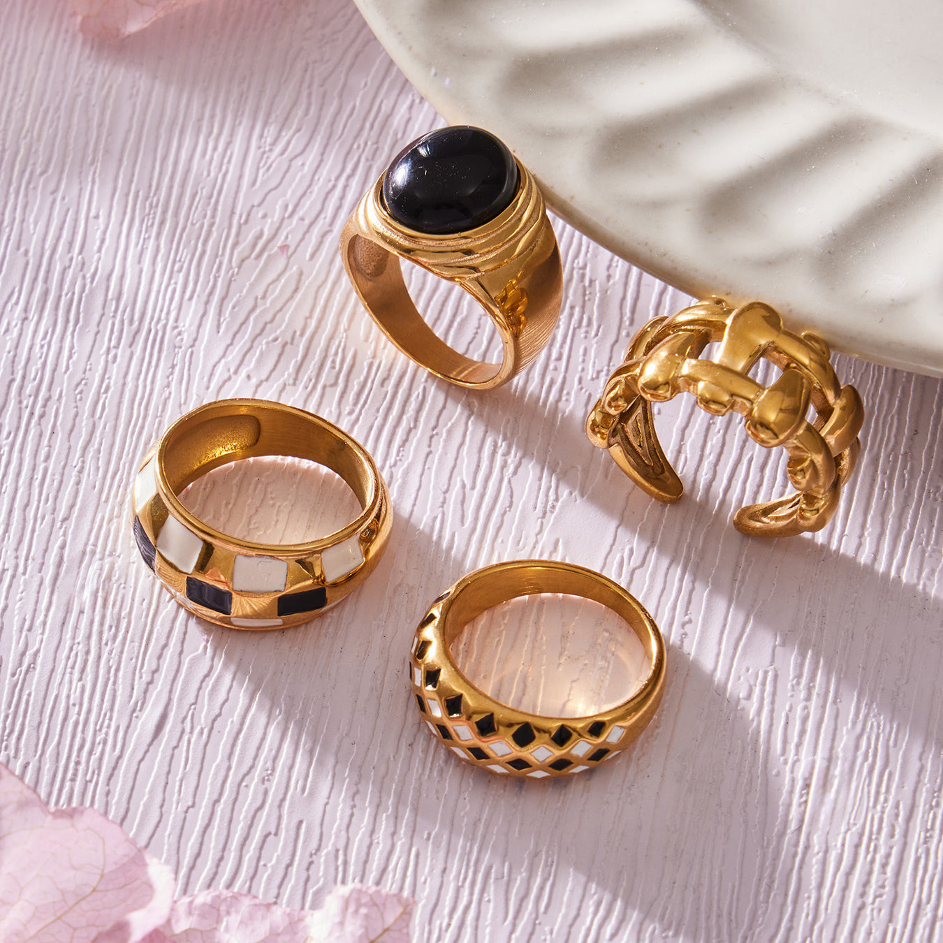 Zanjeer Adjustable Chunky Link Ring