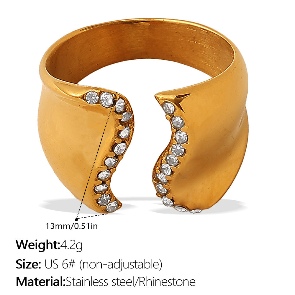 Mehrab Pavé Arch Ring