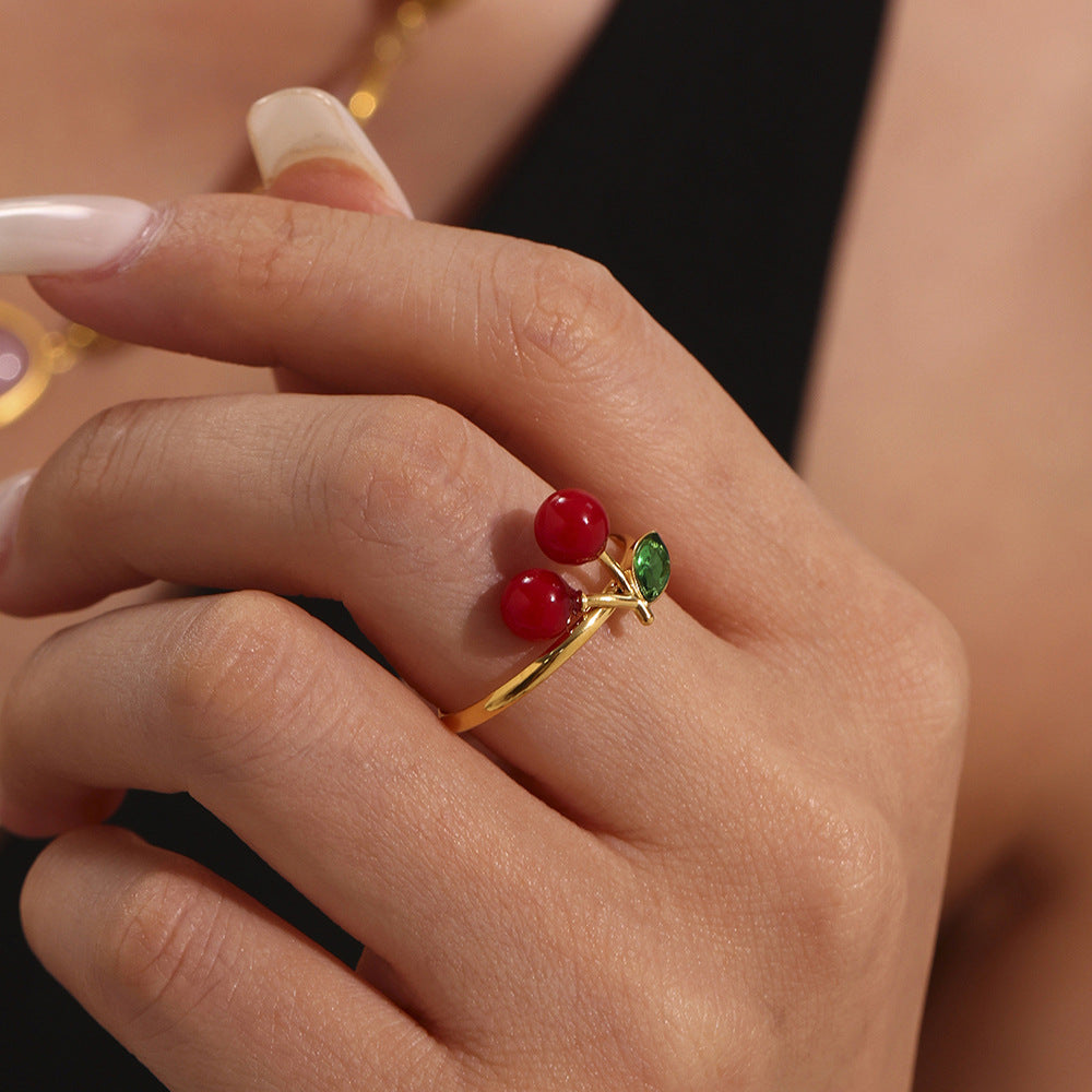 Gilas Adjustable Cherry Ring