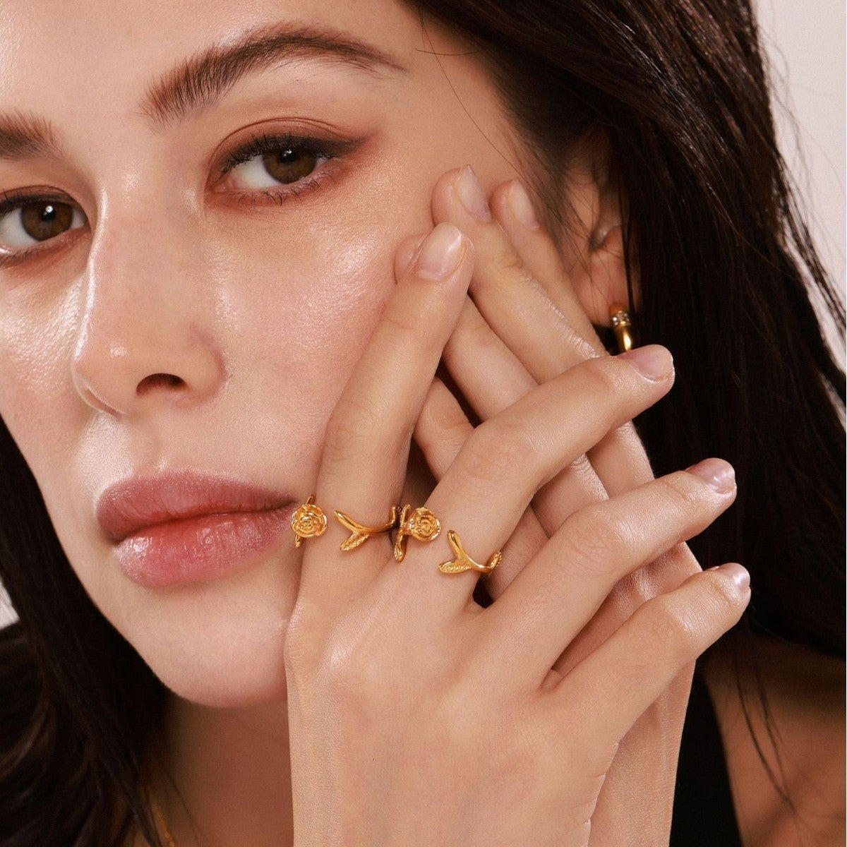 Warda Adjustable Rose Stem Ring