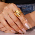 Dil Adjustable Swirl Ring
