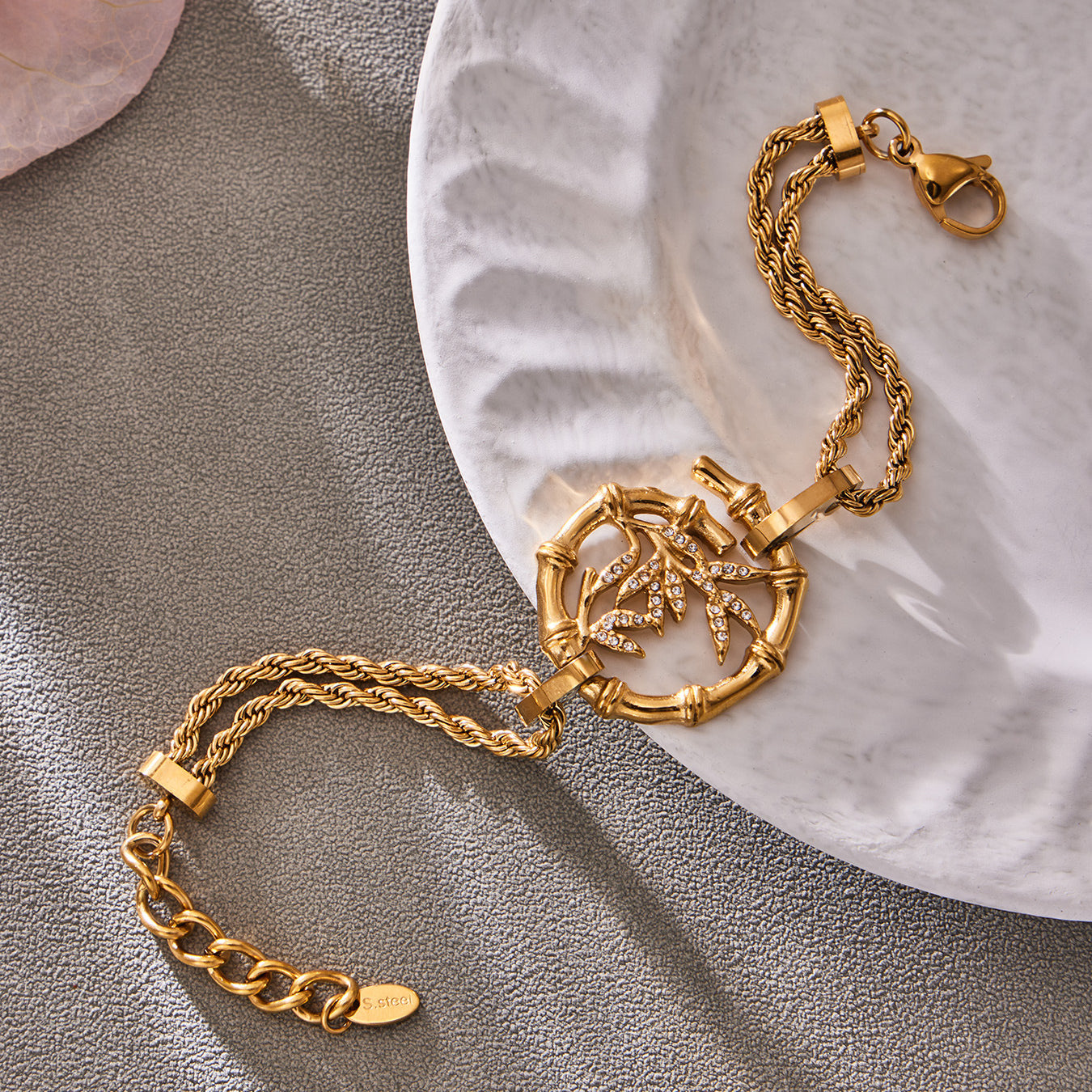 Shajar Medallion Bracelet