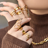 Khatt Sculpted Ring