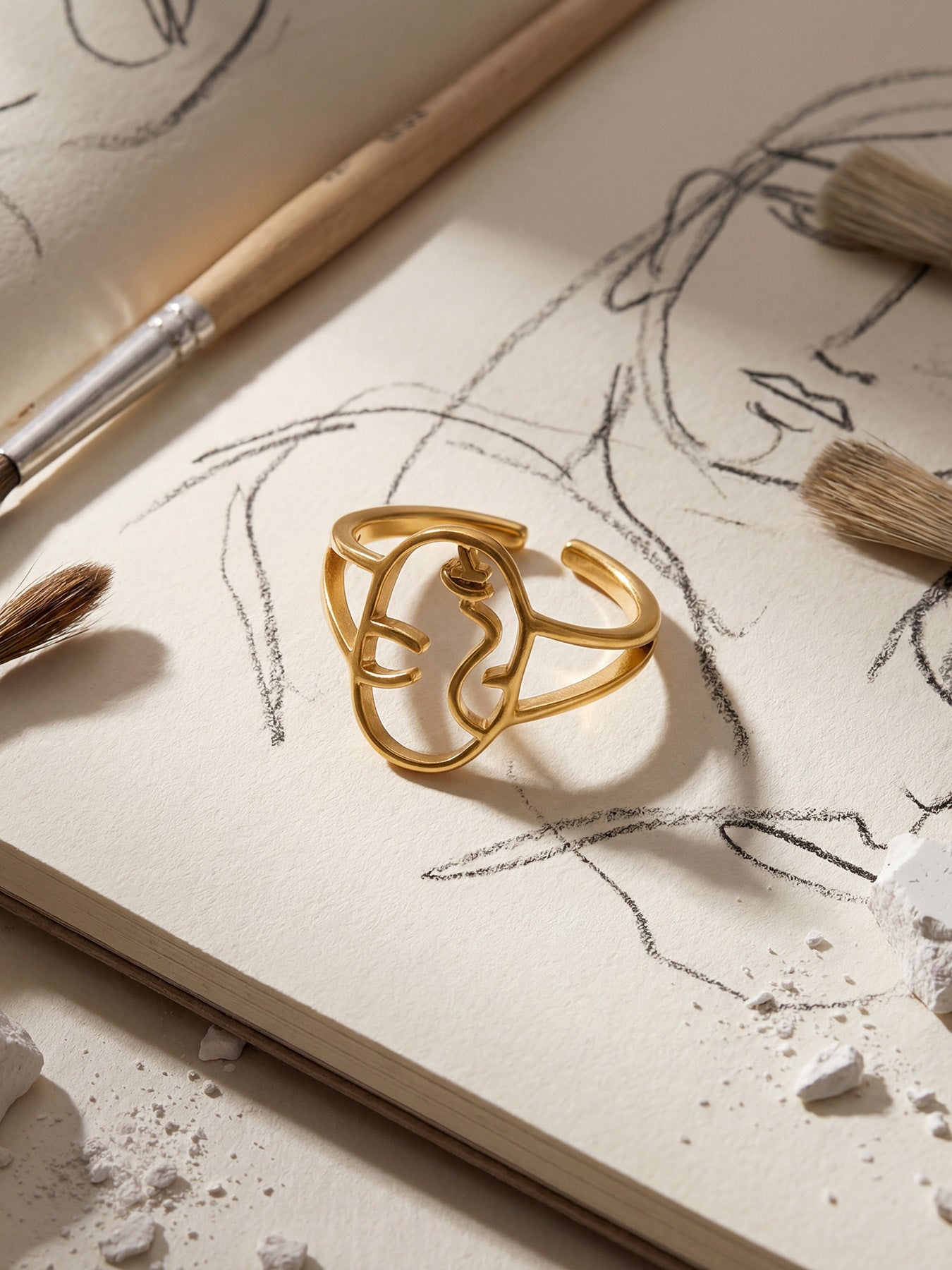 Khayal Line Ring — Gold