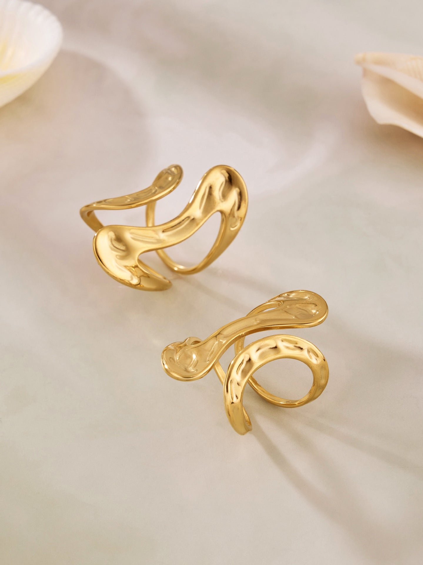 Ghazal Swirl Ring