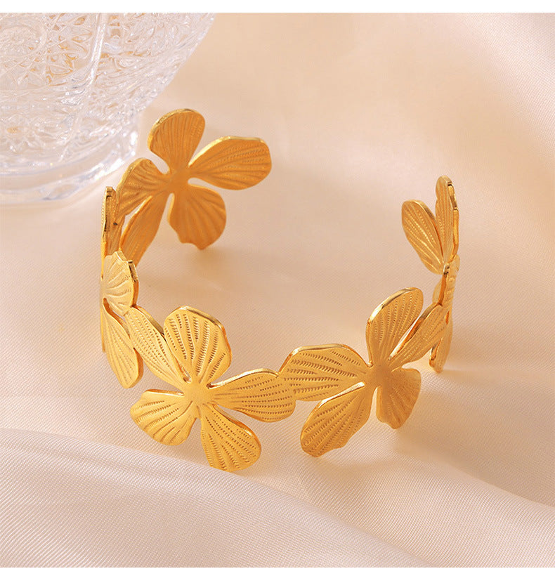 Zaytun Olive Leaf Cuff
