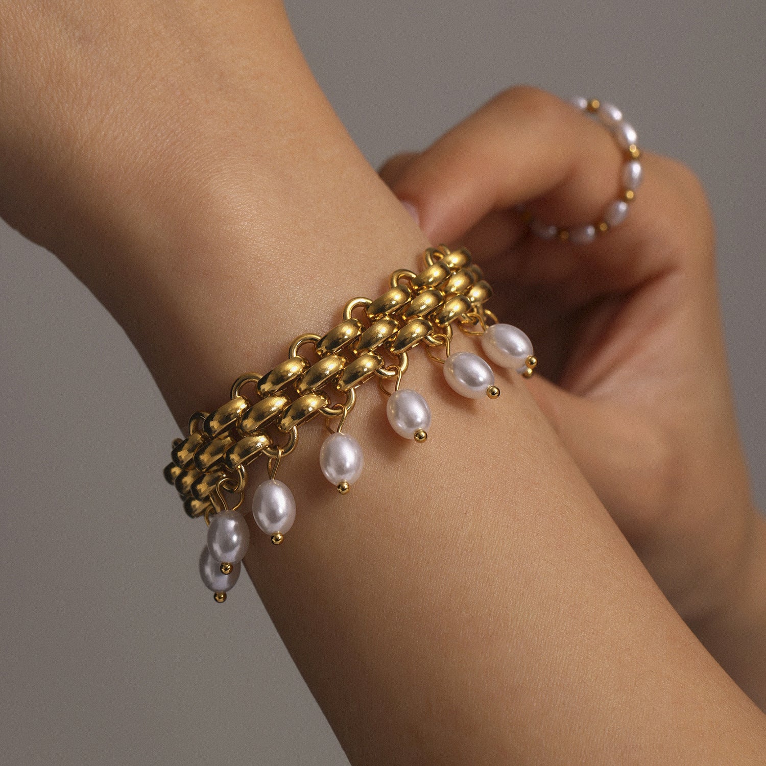 Durr Faux Pearl Drop Bracelet