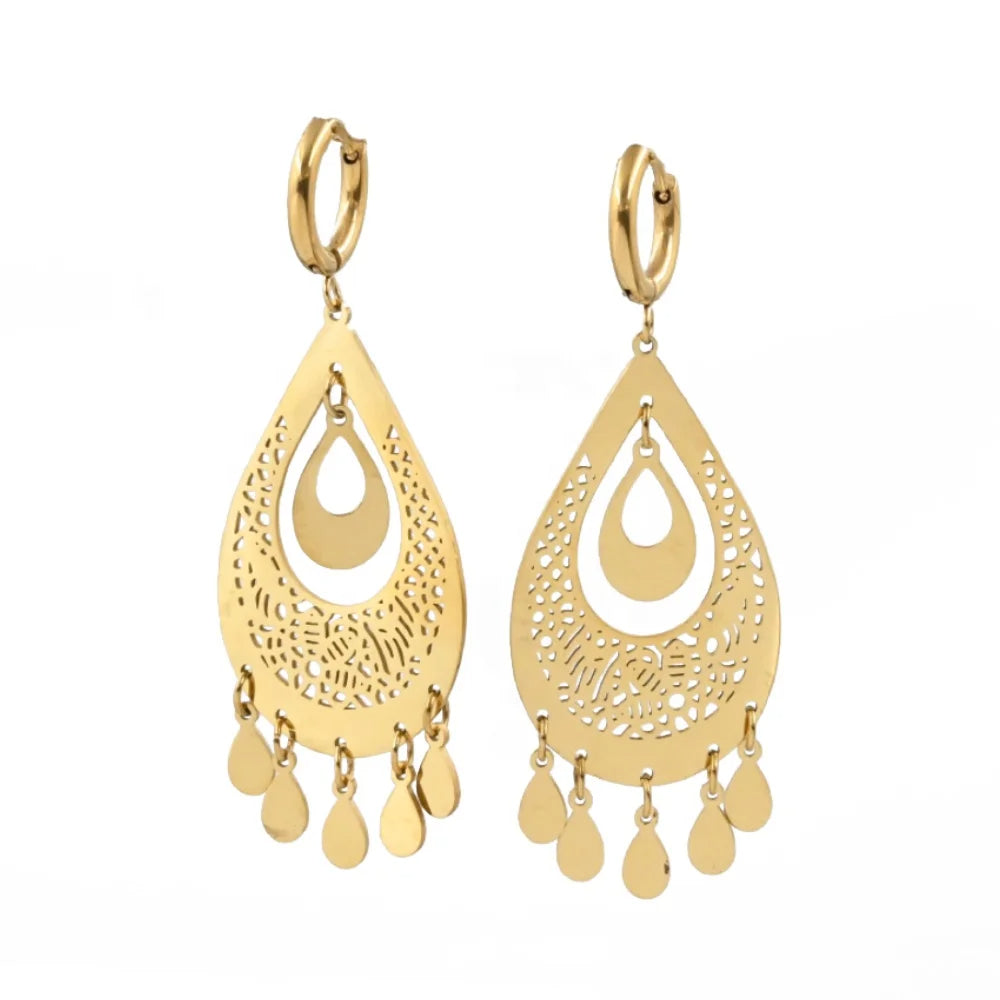 
Elevate your style with our exclusive collection of chains for men, featuring sleek and versatile designs that suit any occasion. From bold men's chains to classic men's rings, we offer a variety of options to match your unique taste. Explore our necklaces for men for timeless accessories or discover the perfect gift with our elegant chains for women, blending sophistication and charm effortlessly.